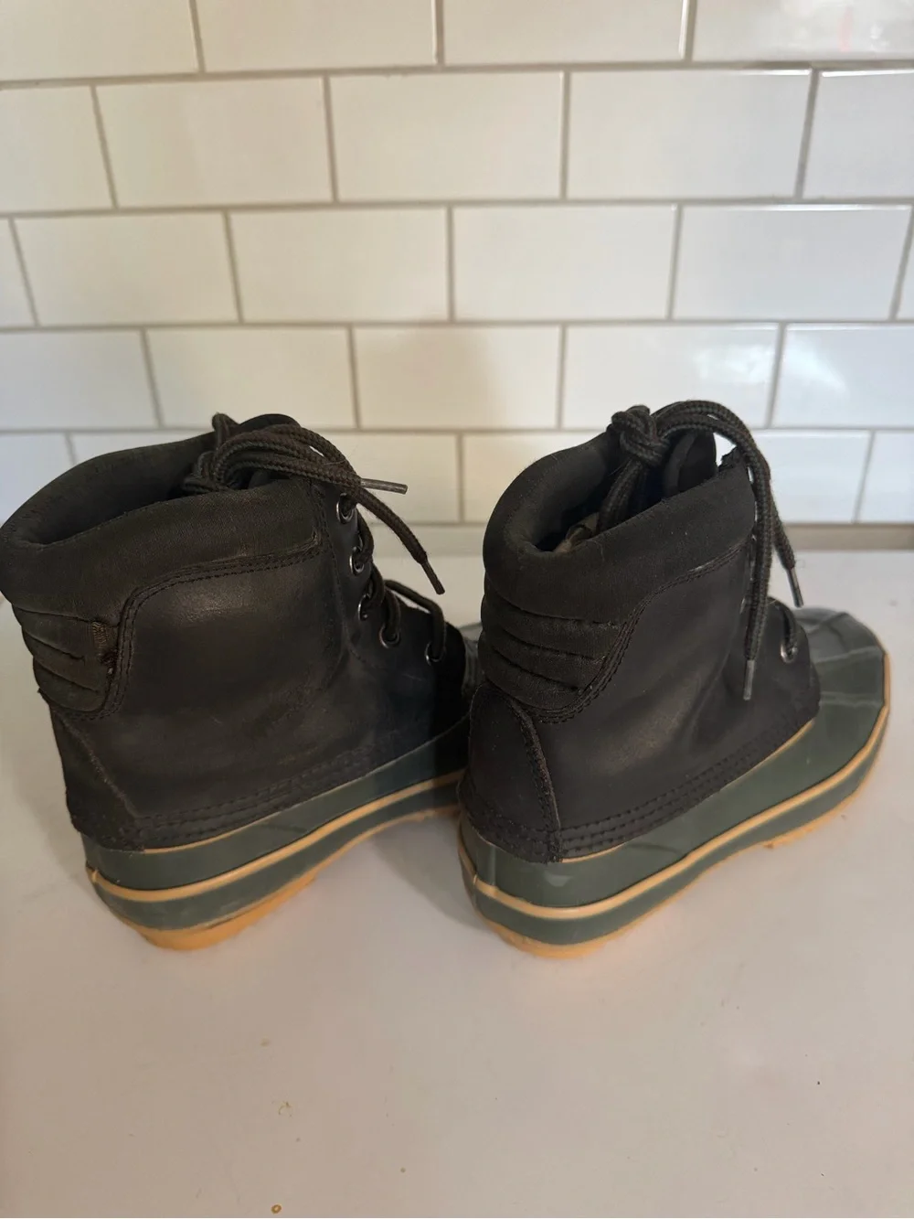 Thermolite Insulated Duck Boots Mens 8 Ankle Lace Up Rubber Black Green Tan